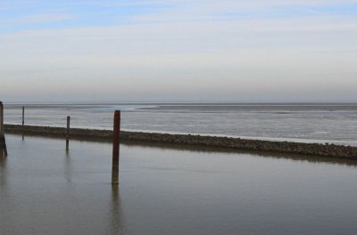 Aufgrund des Priels, einer ausgehobenen Fahrrinne, ist Langeoog die einzige tideunabhängig erreichbare Nordseeinsel